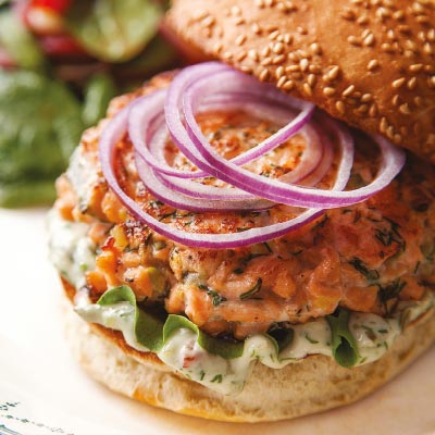 Salmon Burgers with Dill Tartar Sauce